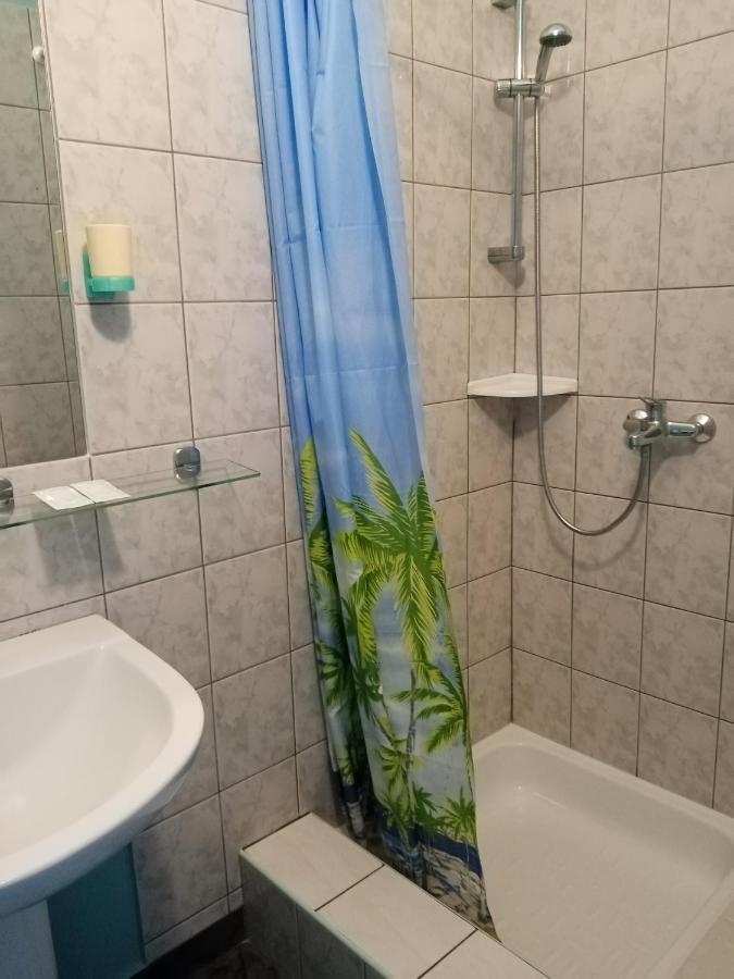 Gamma Hotel Livani Luaran gambar
