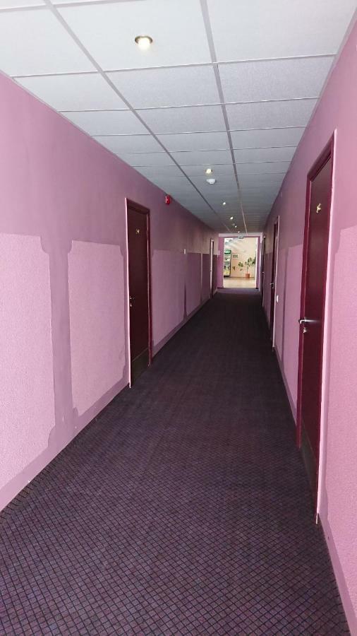 Gamma Hotel Livani Luaran gambar